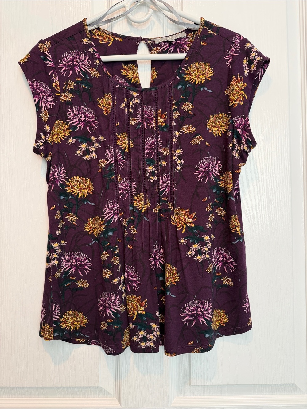 Daniel Rainn Purple Floral Pintuck Cap-Sleeve Blouse